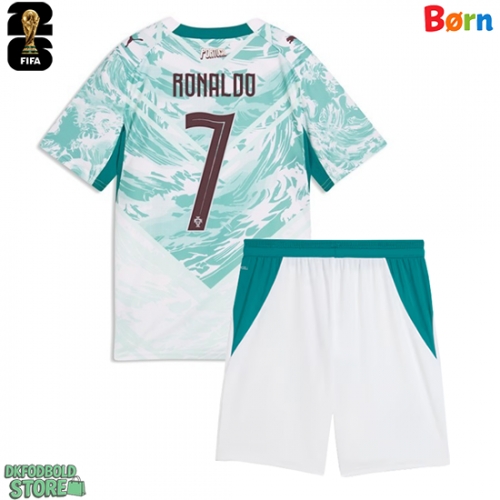 Portugal Cristiano Ronaldo #7 Replika Babytøj Udebanesæt Børn VM 2026 Kortærmet (+ Korte bukser)